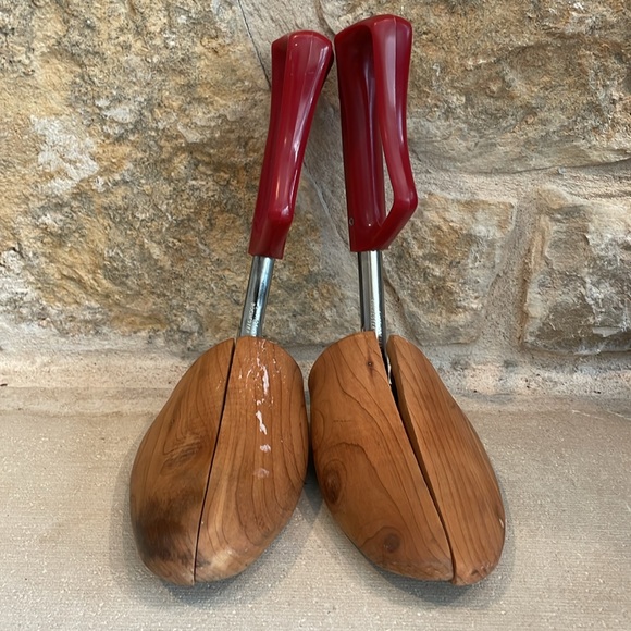 Vintage Florsheim Shoe Keeper Travel Tree Rochester Shoe Tree Split Toe #4 Cedar - Picture 2 of 6